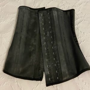 Waist Trainer